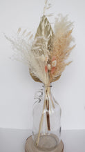 Load image into Gallery viewer, Spear Dried Bouquet
