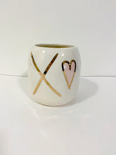 Load image into Gallery viewer, Love Pot
