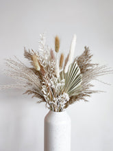 Load image into Gallery viewer, Brown &amp; White Dried Bouquet
