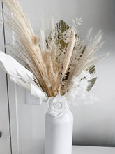 Load image into Gallery viewer, White Fawn Dried Floral Arrangement
