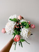 Load image into Gallery viewer, Summer Glow Large Bouquet
