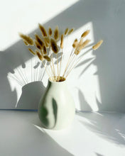 Load image into Gallery viewer, Dried Bunny Tails | Dried Lagurus
