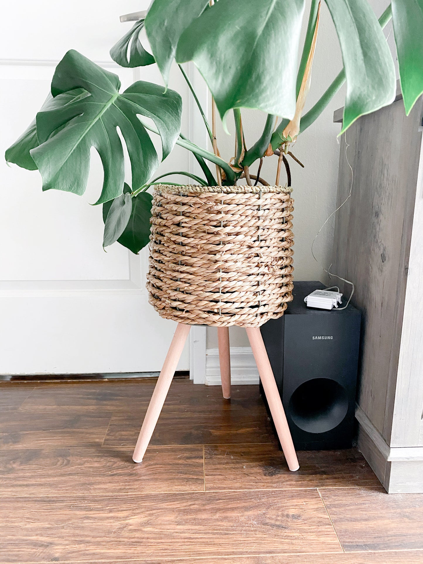 Seagrass Basket Planter Stand