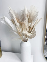 Load image into Gallery viewer, Remi Dried Floral Bouquet
